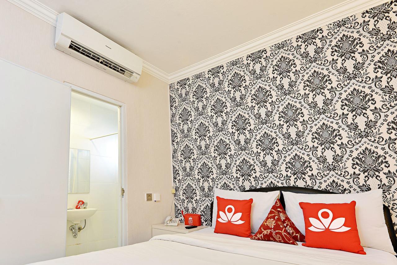 Zen Rooms Basic Tangerang Aeropolis Kültér fotó