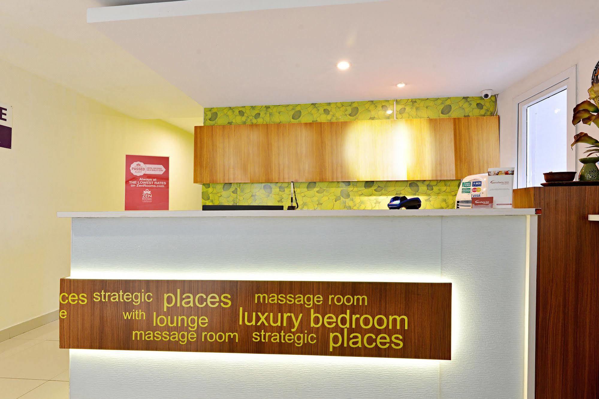 Zen Rooms Basic Tangerang Aeropolis Kültér fotó